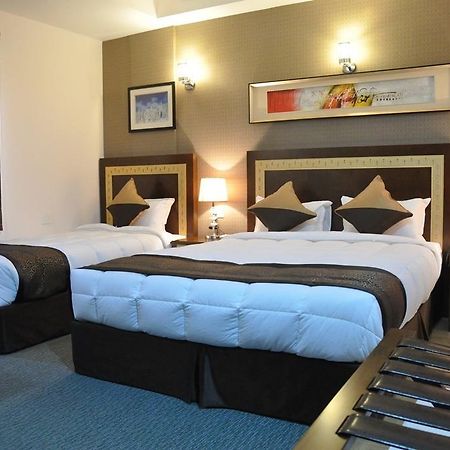 Silk Route Hotel Гувахати Екстериор снимка